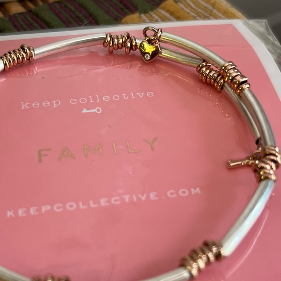 π KEEP Collective Inspo Bracelet by Stella & Dot, with tree of life charm, New - Picture 6 of 9